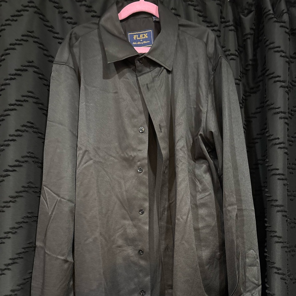 Men’s Black Button-Up Shirt